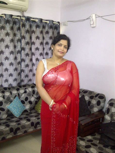 indian sexy mom nude|Free Indian Moms Porn Videos